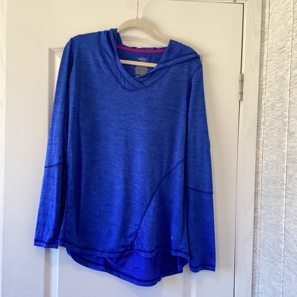 Danskin Now Blue workout tek shirt size 2XL EUC